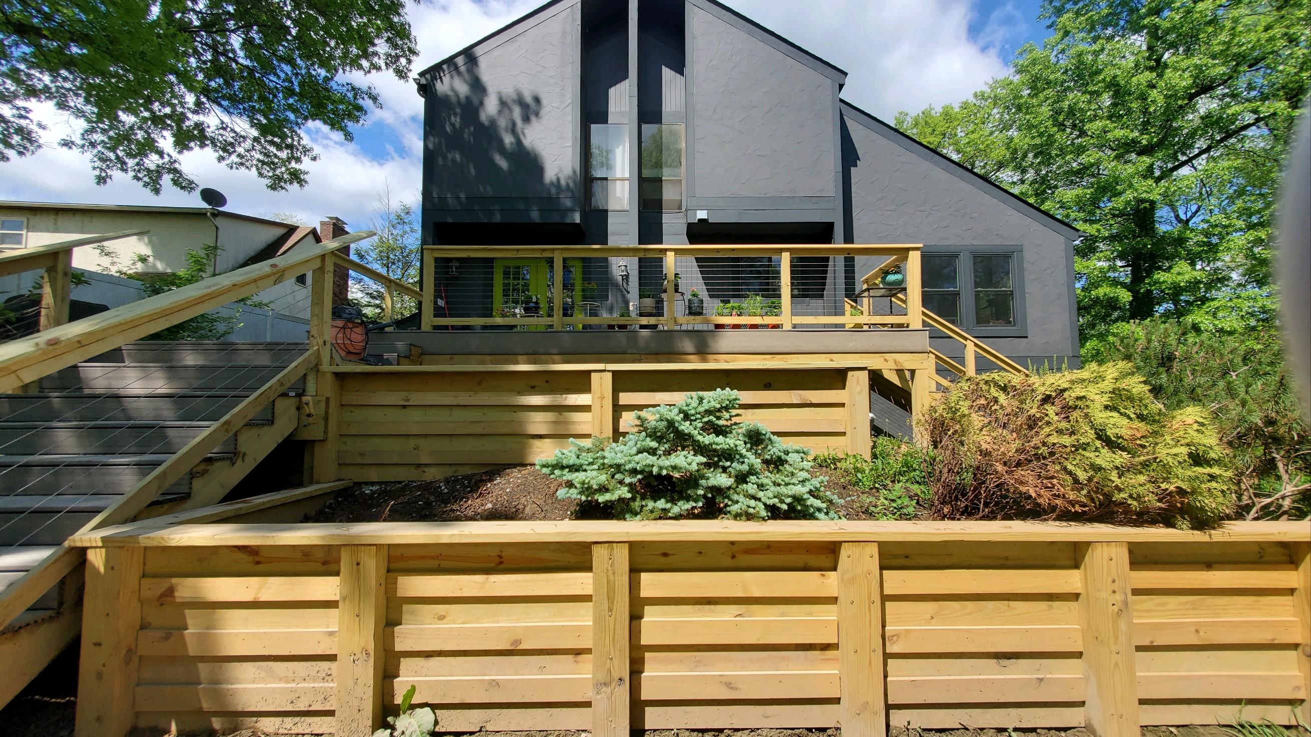 Beautiful deck with two retaining walls Green Tree Columbus