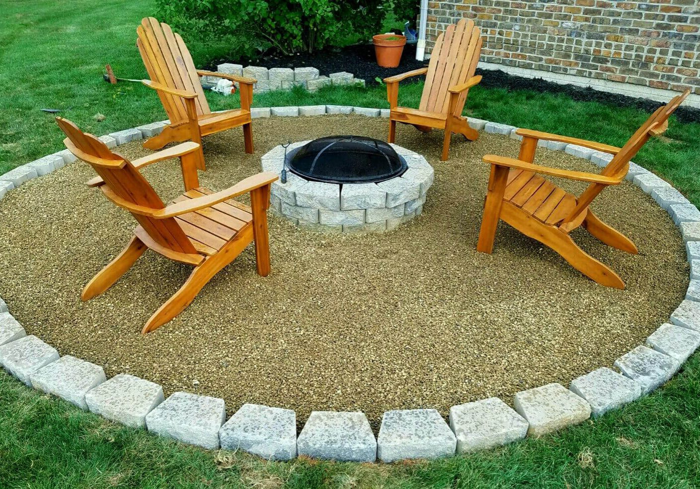 Green Tree Columbus custom seating area fire pit